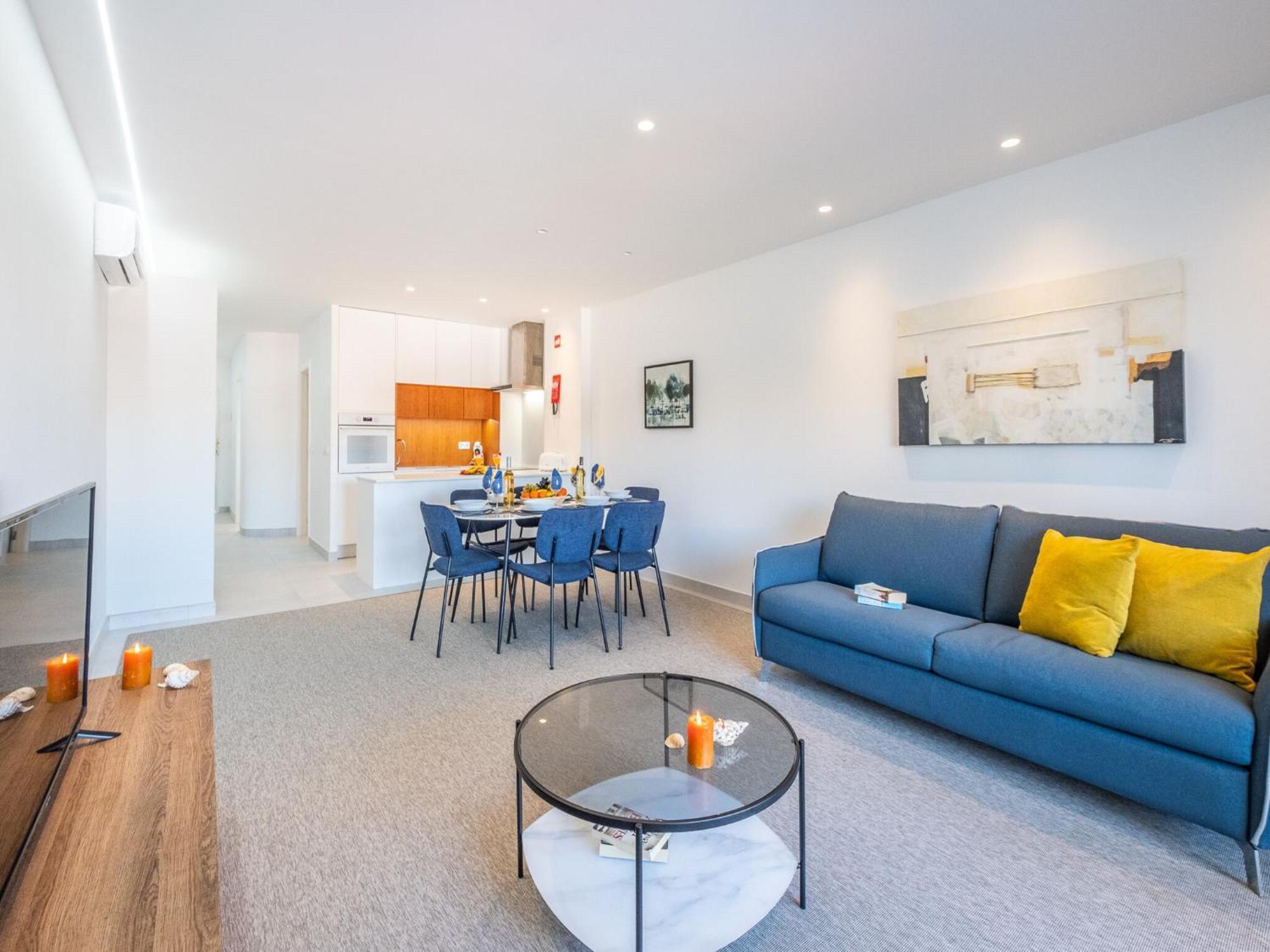Modern Apartment, Sleeping 4